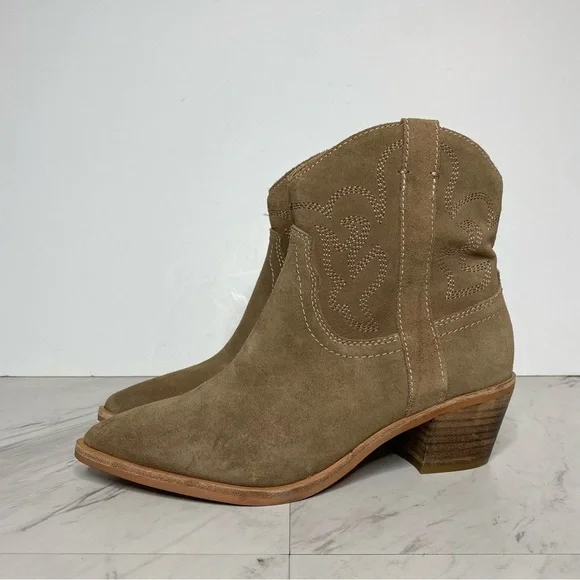 New! Dolce Vita Solow Tan Suede Western Bootie 7 - Picture 15 of 15